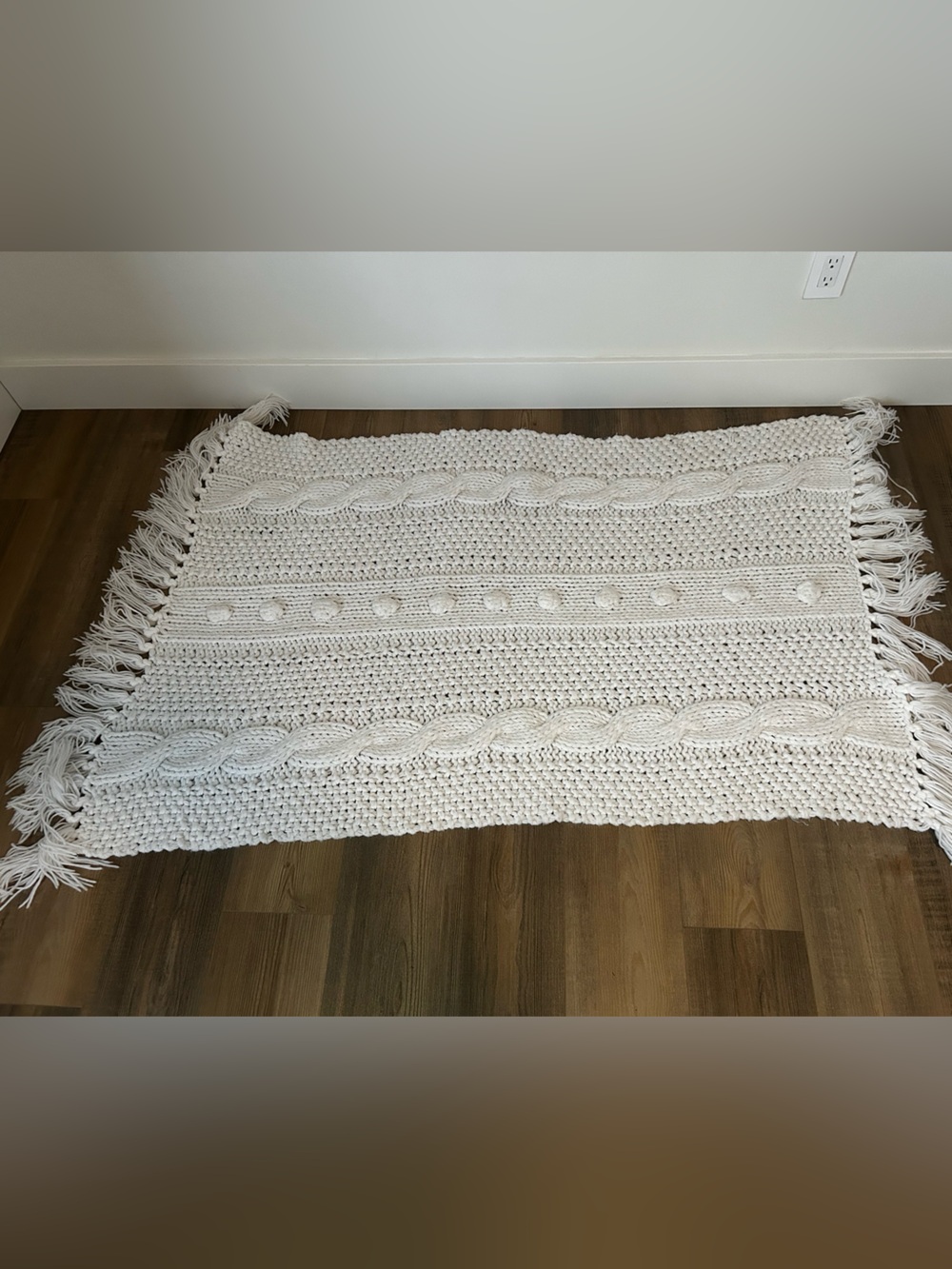 White woven throw blanket
